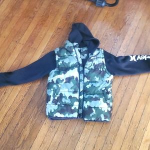 Hurley Boys  Camouflage outerwear Jacket Sweater, Medium,  10-12 years